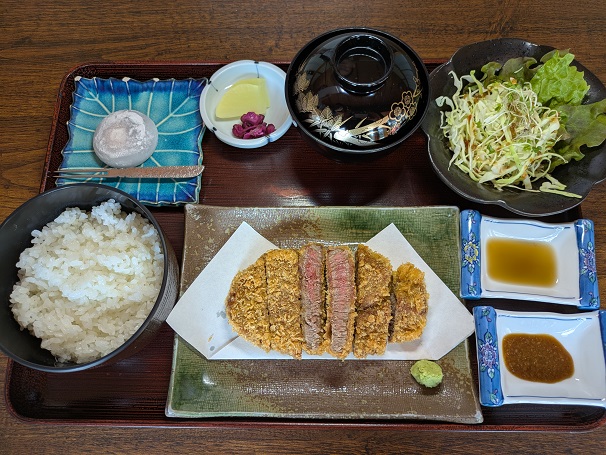 牛かつ定食